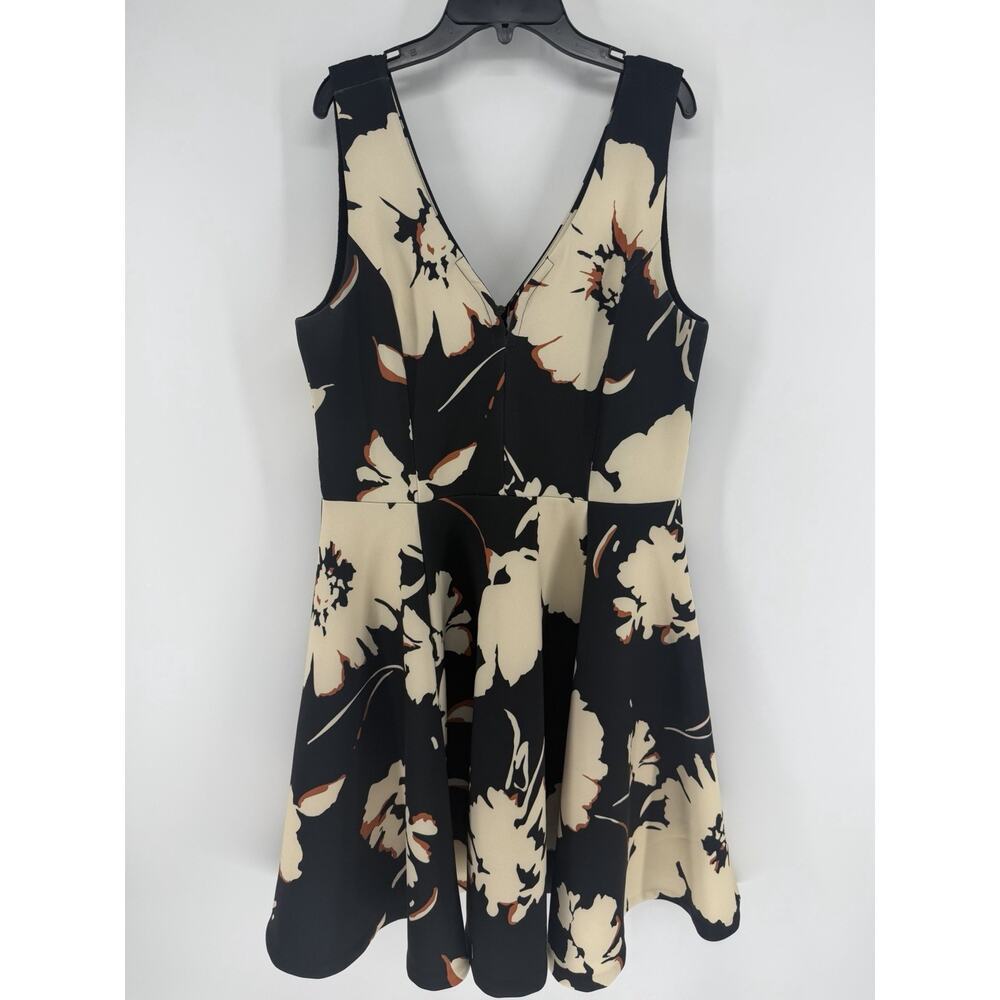 ANTHROPOLOGIE Maeve Amory Scuba Dress Fit & Flare Floral Black Cream 14 V Neck - Picture 2 of 11